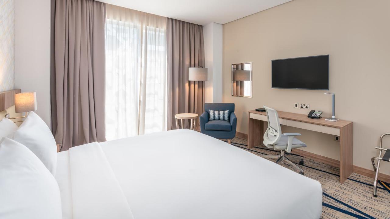 Holiday Inn & Suites Al Jubail By Ihg Al Fanatir Экстерьер фото
