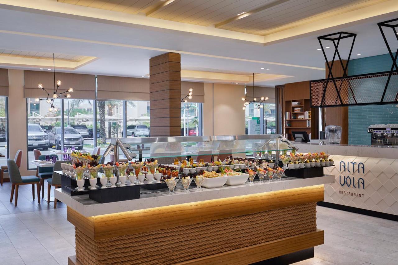 Holiday Inn & Suites Al Jubail By Ihg Al Fanatir Экстерьер фото